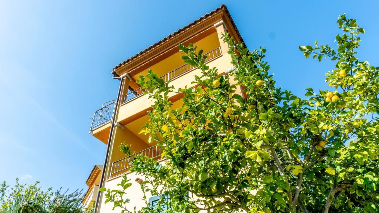 Appartamenti Dodi Lt - Pms Casevacanze Budoni Exterior photo