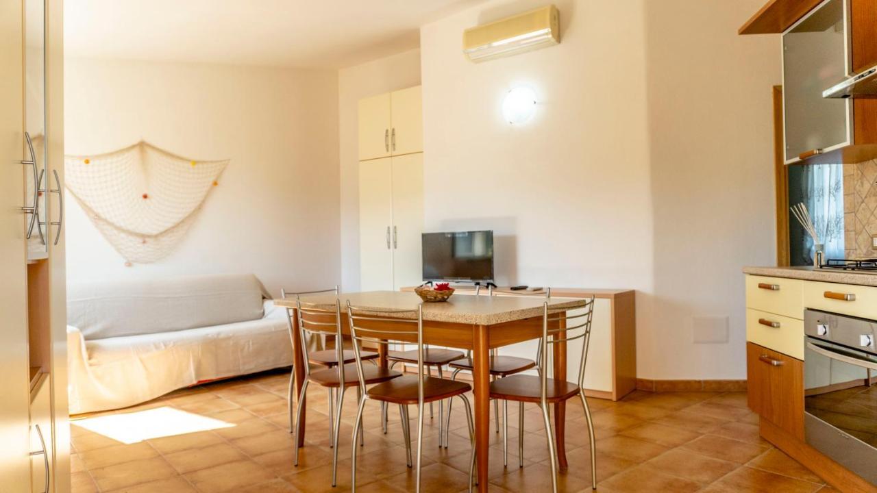 Appartamenti Dodi Lt - Pms Casevacanze Budoni Exterior photo